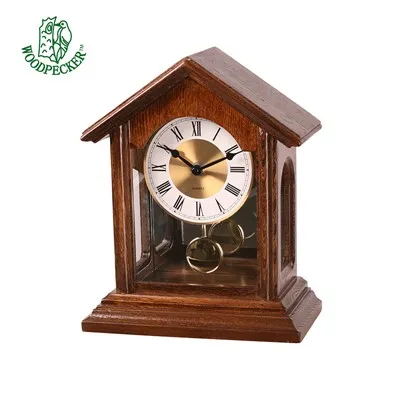 Există ceasuri de șemineu din lemn cu funcție de fus orar dual?